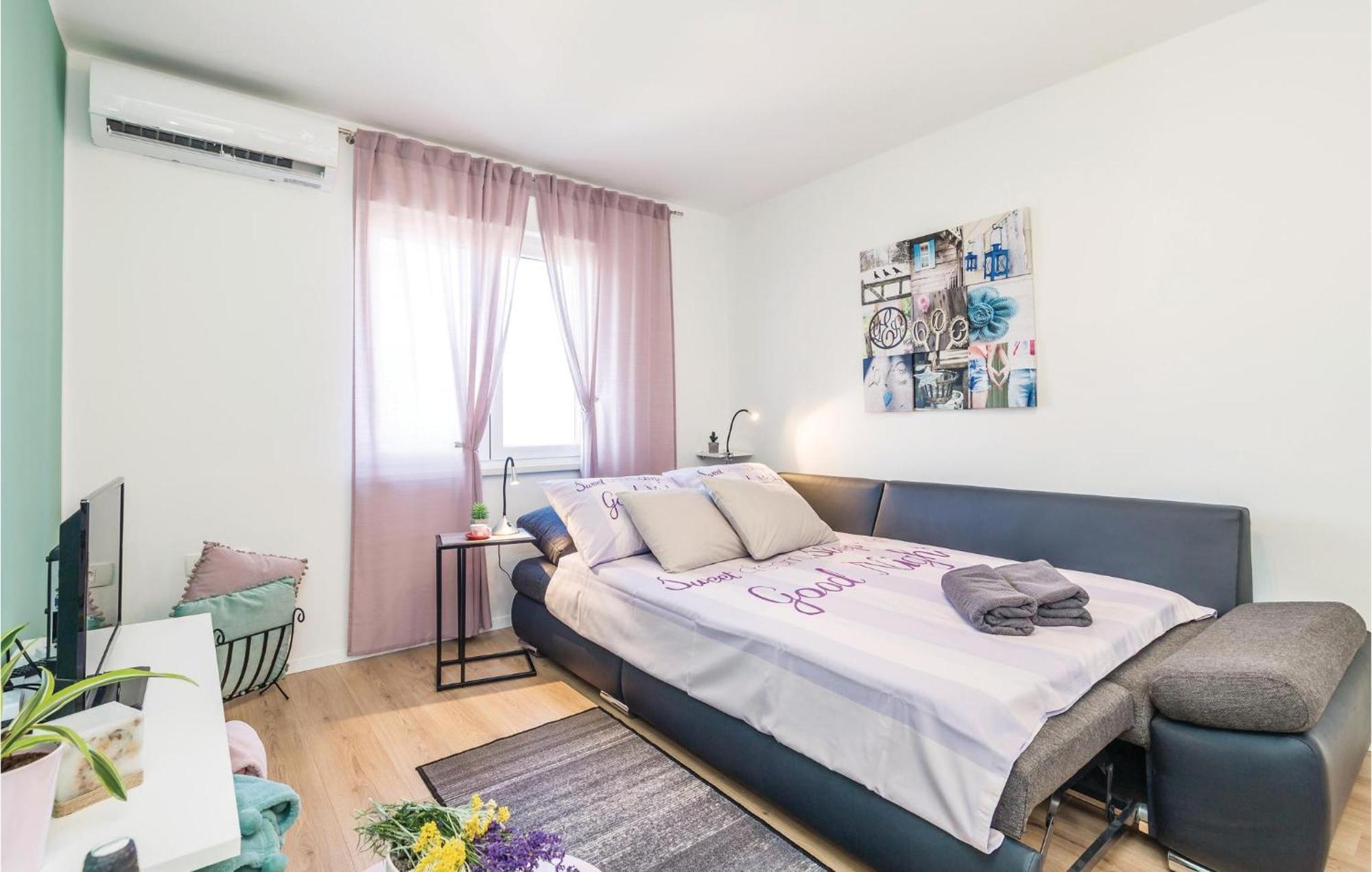 Gorgeous Apartment In Rijeka With House Sea View Kültér fotó