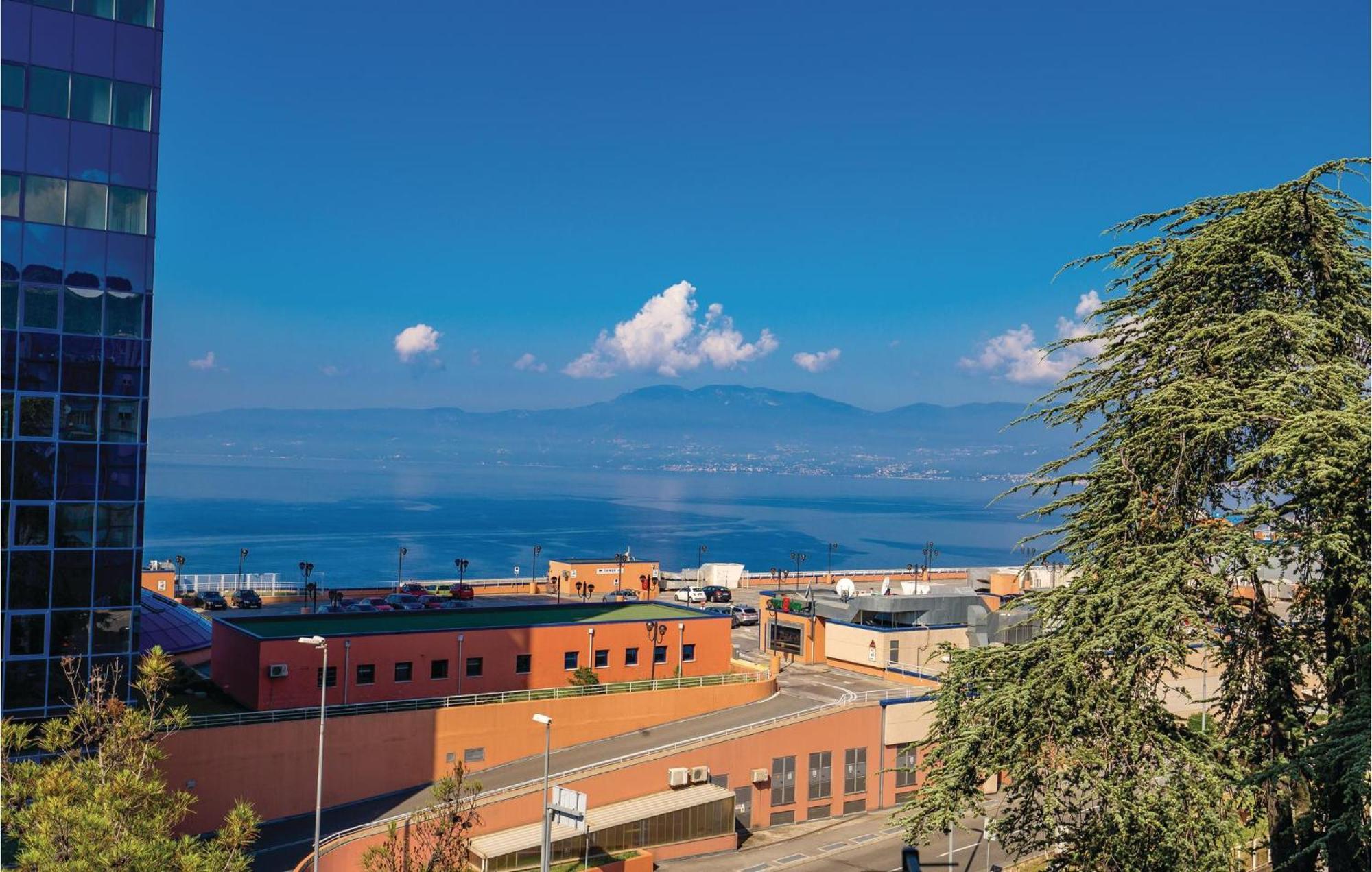 Gorgeous Apartment In Rijeka With House Sea View Kültér fotó